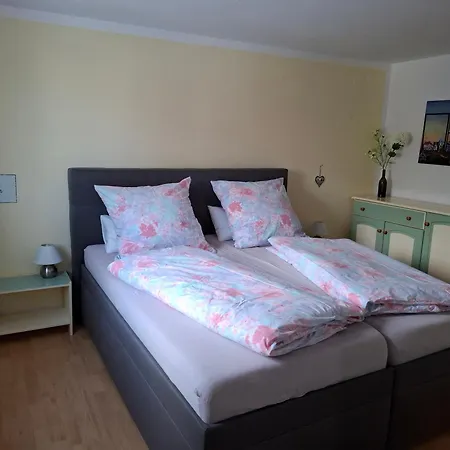 Am Wald * באד הרנאלב